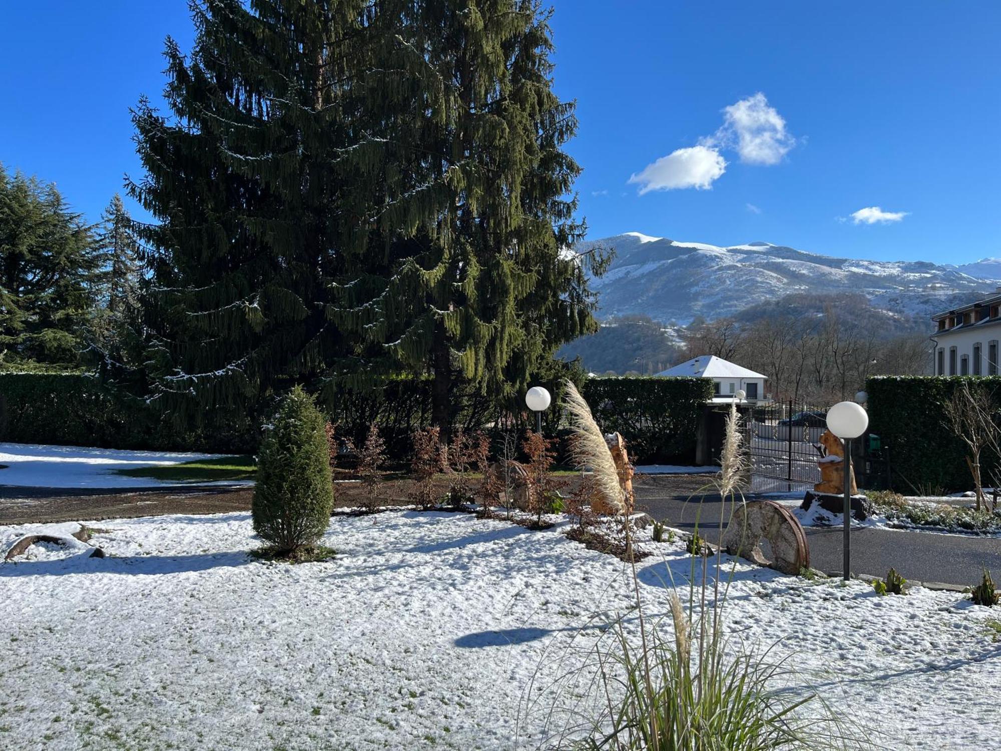 Domaine De Monda Βίλα Argelès-Gazost Εξωτερικό φωτογραφία